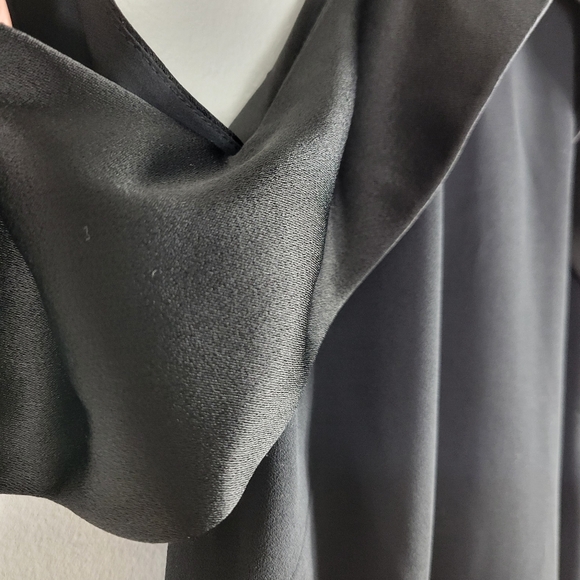 New Alice + Olivia Rosaline High Neck Satin Ruffle Cold Shoulder Pleated Romper - Picture 5 of 14